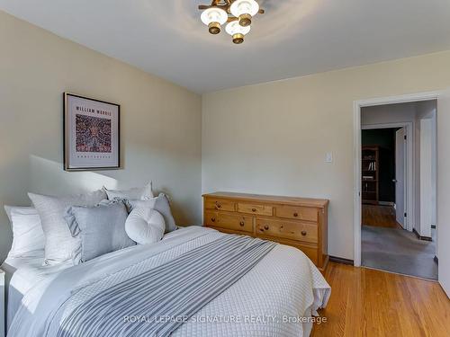 36 Kilpatrick Dr, Toronto, ON - Indoor Photo Showing Bedroom