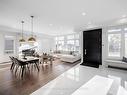 895 Ninth St, Mississauga, ON  - Indoor Photo Showing Living Room 