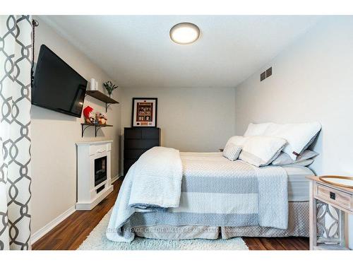 75 Sandmere Ave, Brampton, ON - Indoor Photo Showing Bedroom