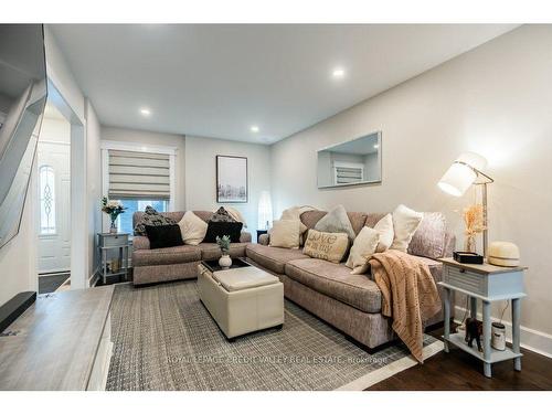 75 Sandmere Ave, Brampton, ON - Indoor Photo Showing Living Room