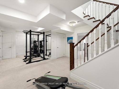 128 Laurel Ave, Toronto, ON - Indoor Photo Showing Gym Room