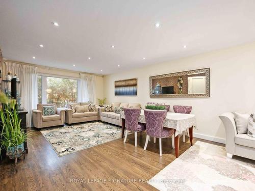 41 Dixington Cres, Toronto, ON - Indoor Photo Showing Living Room