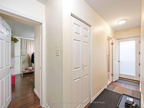 41 Dixington Cres, Toronto, ON - Indoor Photo Showing Other Room