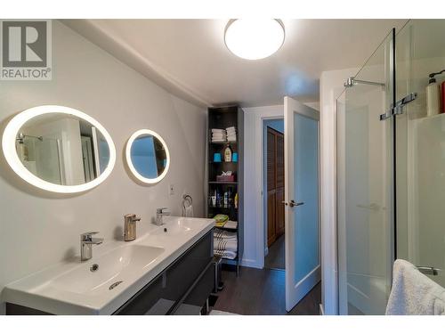 16709 Maki Road, Lake Country, BC - Indoor Photo Showing Bathroom