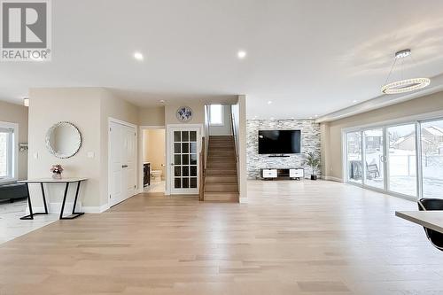 46 Foxborough Trl, Sault Ste. Marie, ON - Indoor Photo Showing Living Room