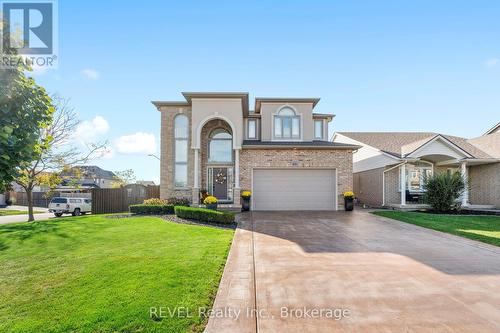 6931 Courtney Crescent, Niagara Falls (219 - Forestview), ON - Outdoor With Facade