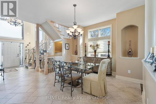 6931 Courtney Crescent, Niagara Falls (219 - Forestview), ON - Indoor Photo Showing Dining Room