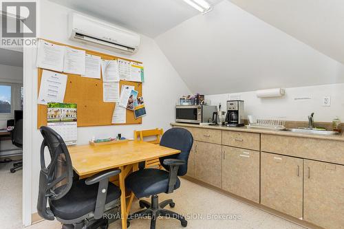 29 Chaplin Crescent, Toronto, ON - Indoor Photo Showing Office