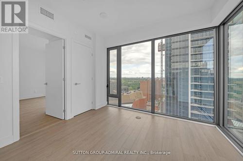 1706 - 8 Cumberland Street, Toronto, ON - Indoor Photo Showing Other Room