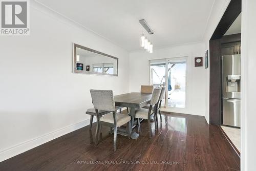 2347 Barclay Road, Burlington, ON - Indoor Photo Showing Dining Room