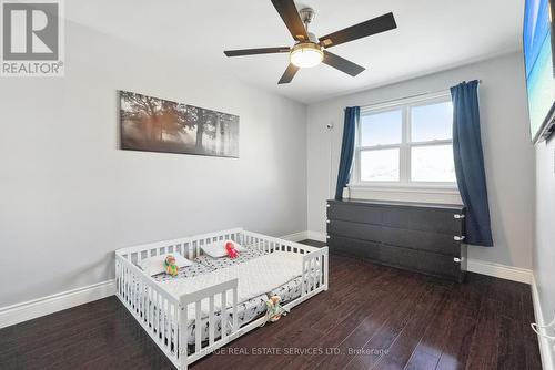 2347 Barclay Road, Burlington, ON - Indoor Photo Showing Bedroom