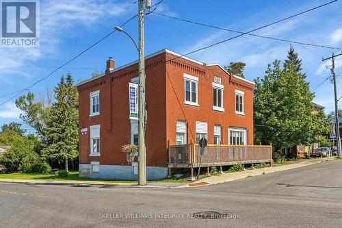 1 Mechanic Street E, North Glengarry, ON - Outdoor