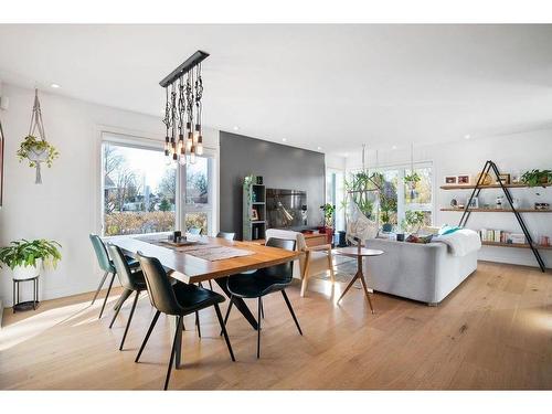 Dining room - 31 Av. Verdi, Laval (Laval-Des-Rapides), QC - Indoor Photo Showing Dining Room