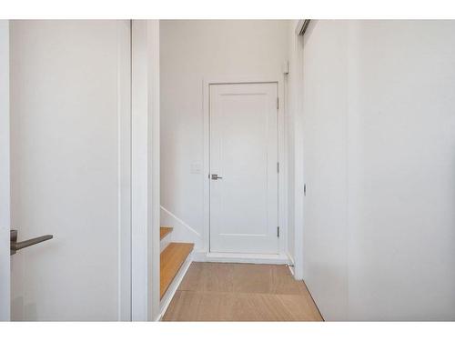 Passageway - 31 Av. Verdi, Laval (Laval-Des-Rapides), QC - Indoor Photo Showing Other Room