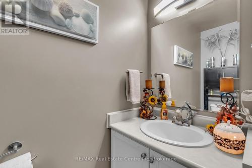 84 Wilton Road, Guelph (Waverley), ON - Indoor Photo Showing Bathroom