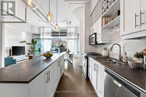 204 - 233 Carlaw Avenue, Toronto, ON - Indoor Photo Showing Kitchen With Double Sink With Upgraded Kitchen