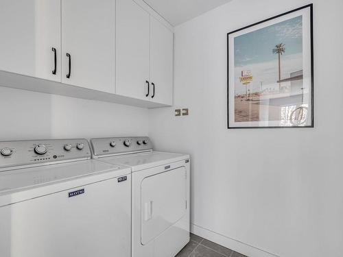 Laundry room - 207 Rue Du Jaseur, Saint-Apollinaire, QC - Indoor Photo Showing Laundry Room