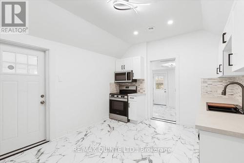 171 Front Street W, Stirling-Rawdon, ON - Indoor Photo Showing Kitchen