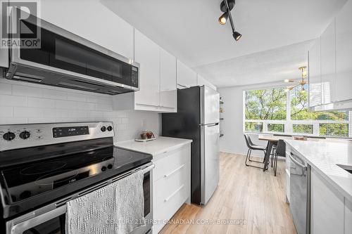 407 - 77 Baseline Road W, London, ON - Indoor Photo Showing Kitchen