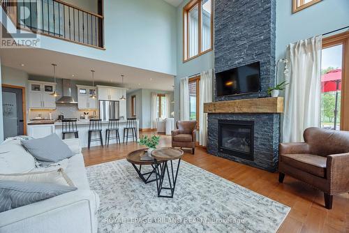 39564 Fingal Line, Southwold (Southwold Town), ON - Indoor Photo Showing Living Room With Fireplace