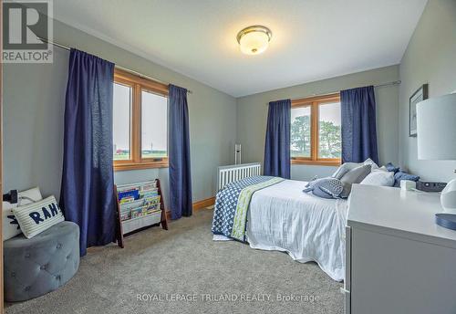 39564 Fingal Line, Southwold (Southwold Town), ON - Indoor Photo Showing Bedroom