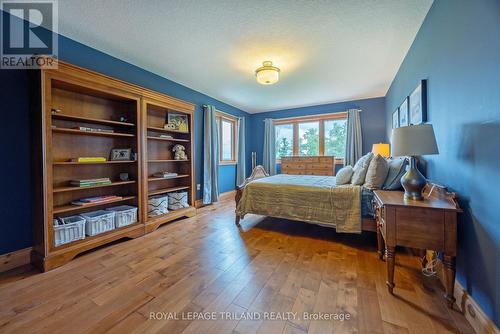 39564 Fingal Line, Southwold (Southwold Town), ON - Indoor Photo Showing Bedroom