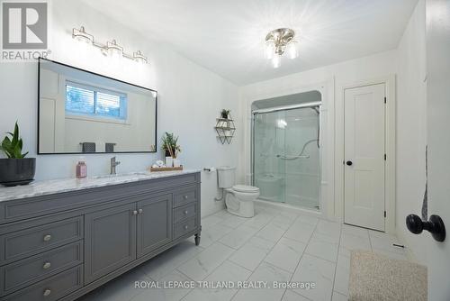 39564 Fingal Line, Southwold (Southwold Town), ON - Indoor Photo Showing Bathroom