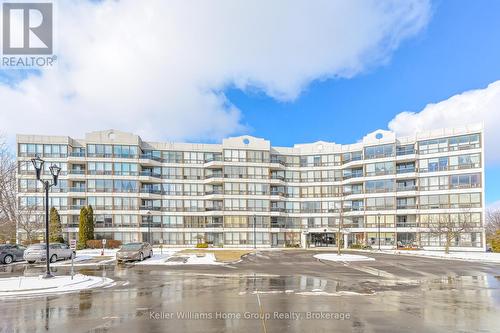 107 - 107 Bagot Street, Guelph (Onward Willow), ON - Outdoor