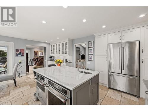 761 Siwash Court, Kelowna, BC - Indoor Photo Showing Kitchen