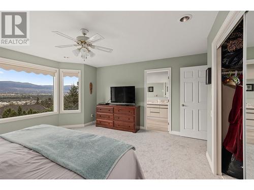 761 Siwash Court, Kelowna, BC - Indoor Photo Showing Bedroom