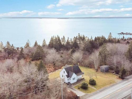 6921 Highway 3, Hunts Point, NS 