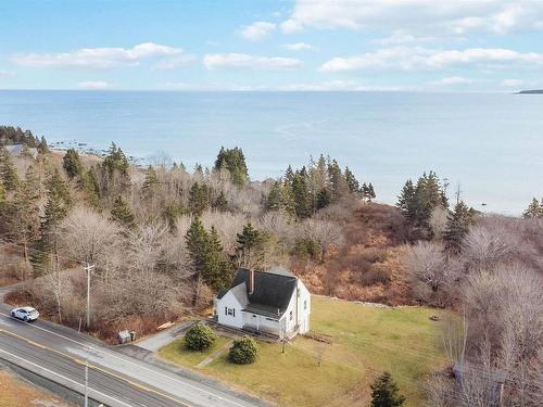 6921 Highway 3, Hunts Point, NS 