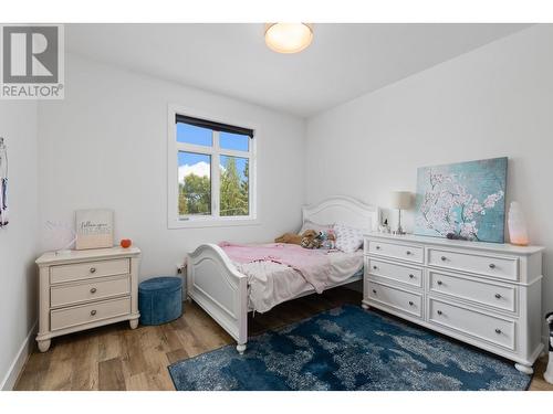 689 Balsam Road, Kelowna, BC - Indoor Photo Showing Bedroom