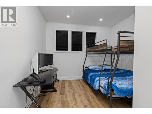 689 Balsam Road, Kelowna, BC - Indoor Photo Showing Bedroom