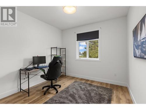 689 Balsam Road, Kelowna, BC - Indoor Photo Showing Office