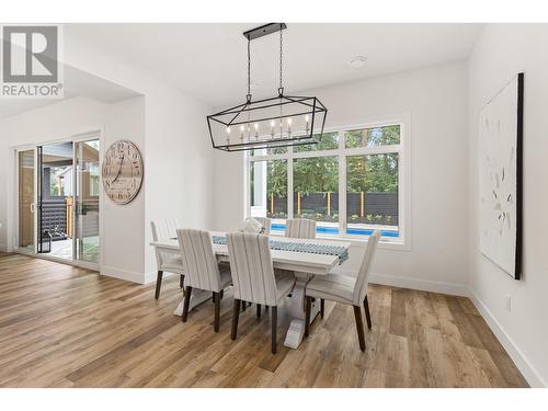 689 Balsam Road, Kelowna, BC - Indoor Photo Showing Dining Room