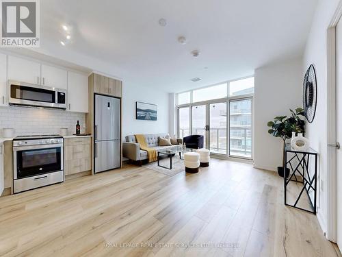 Ph5 - 1195 The Queensway, Toronto, ON - Indoor Photo Showing Kitchen