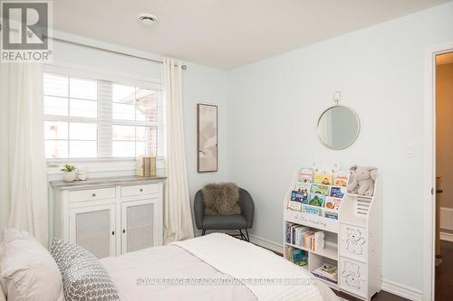 348 Tonelli Lane, Milton, ON - Indoor Photo Showing Bedroom