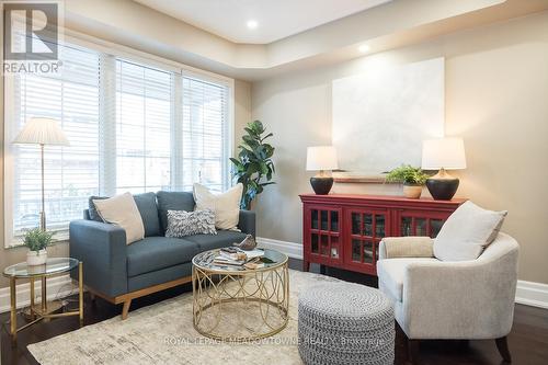 348 Tonelli Lane, Milton, ON - Indoor Photo Showing Living Room