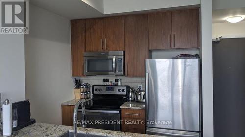 907 - 4099 Brickstone Mews, Mississauga, ON - Indoor Photo Showing Kitchen