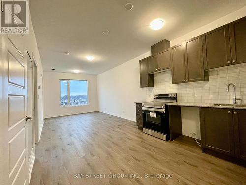 309 - 3265 Carding Mill Trail, Oakville, ON - Indoor Photo Showing Kitchen