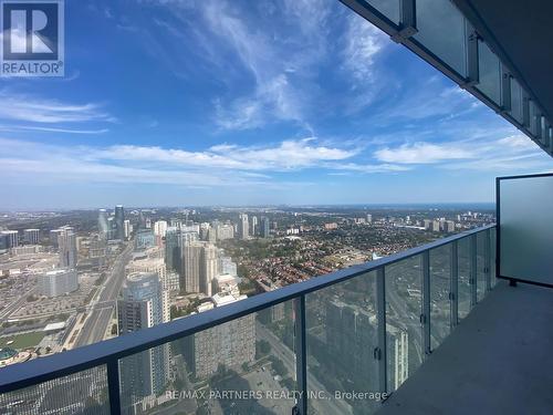 5202 - 3900 Confederation Parkway, Mississauga, ON - Outdoor With Balcony With View