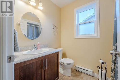 48 Otter Drive, St. John'S, NL - Indoor Photo Showing Bathroom