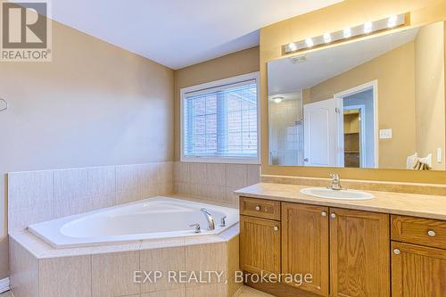 3 Springstead Avenue, Hamilton, ON - Indoor Photo Showing Bathroom