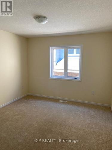 19 Sara Drive, Thorold, ON - Indoor Photo Showing Other Room