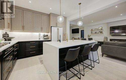 641 Wild Rye Street, Waterloo, ON - Indoor Photo Showing Kitchen With Upgraded Kitchen