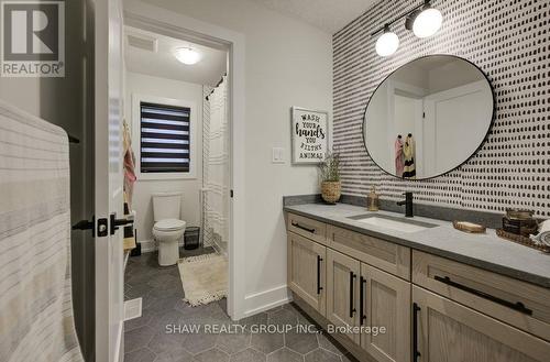 641 Wild Rye Street, Waterloo, ON - Indoor Photo Showing Bathroom