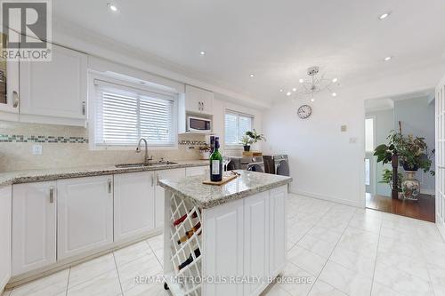 46 Bowhill Crescent, Toronto, ON - Indoor Photo Showing Kitchen With Upgraded Kitchen