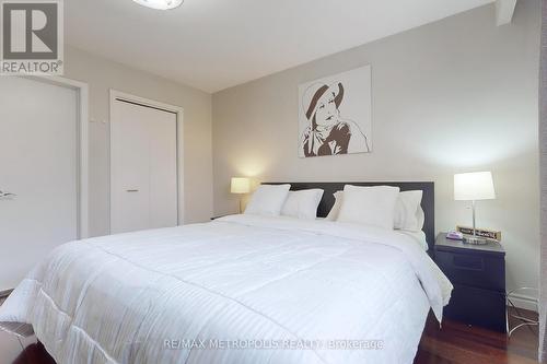 46 Bowhill Crescent, Toronto, ON - Indoor Photo Showing Bedroom