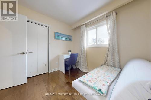 46 Bowhill Crescent, Toronto, ON - Indoor Photo Showing Bedroom